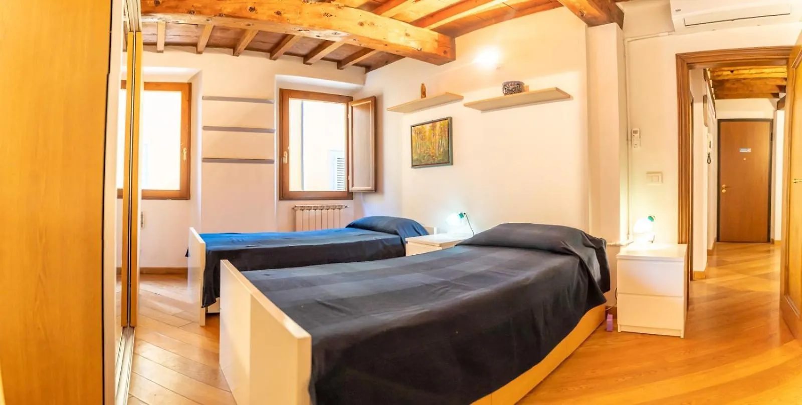 Chiesa Apt - Dolcevita Holiday Apartment Florence 0*,