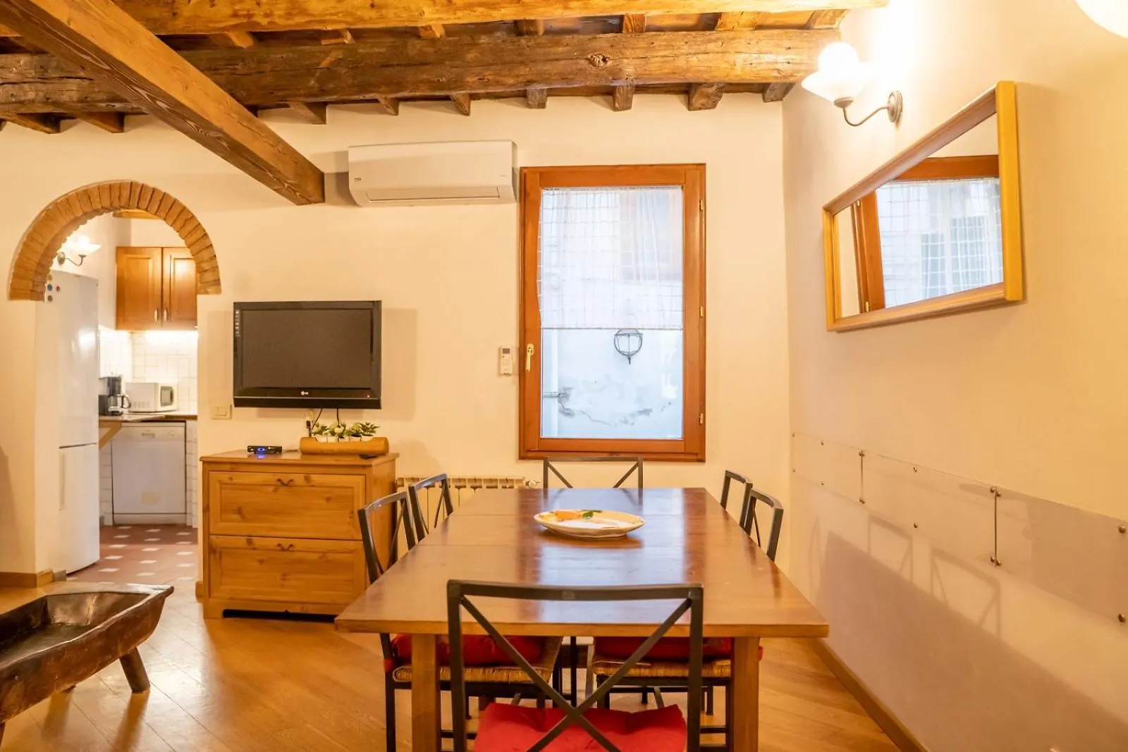 Chiesa Apt - Dolcevita Holiday Apartment Florence