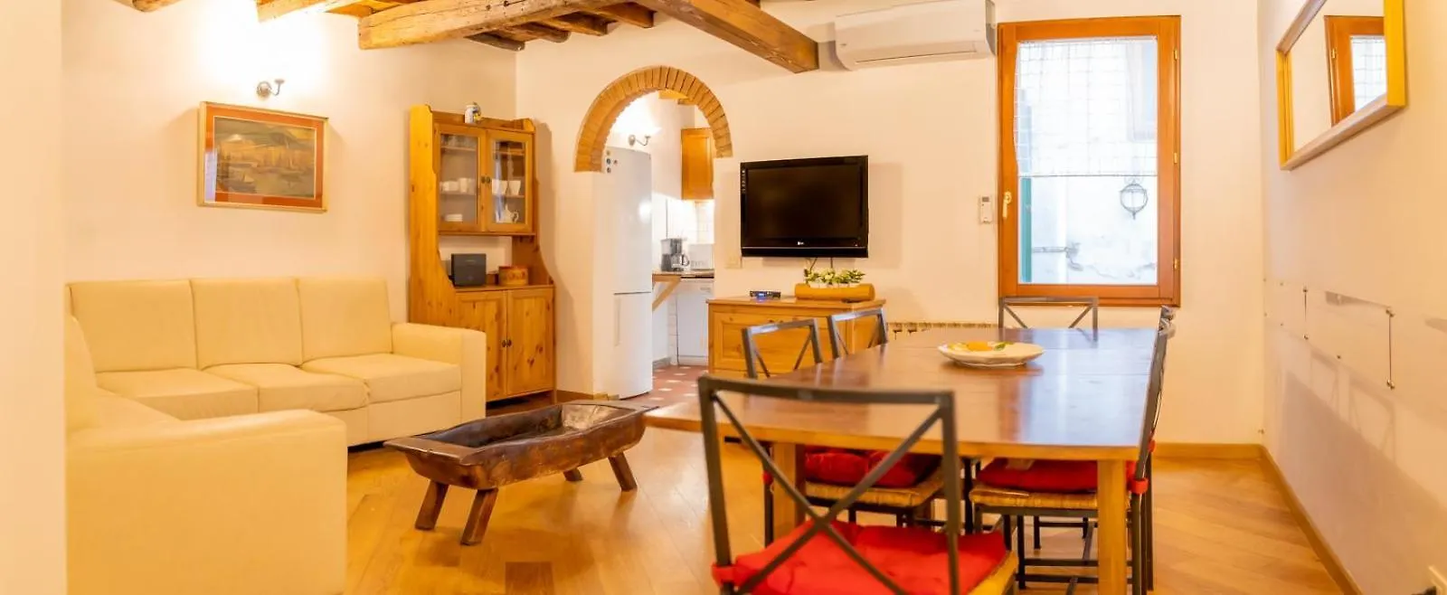 Chiesa Apt - Dolcevita Holiday Apartment Florence Italy