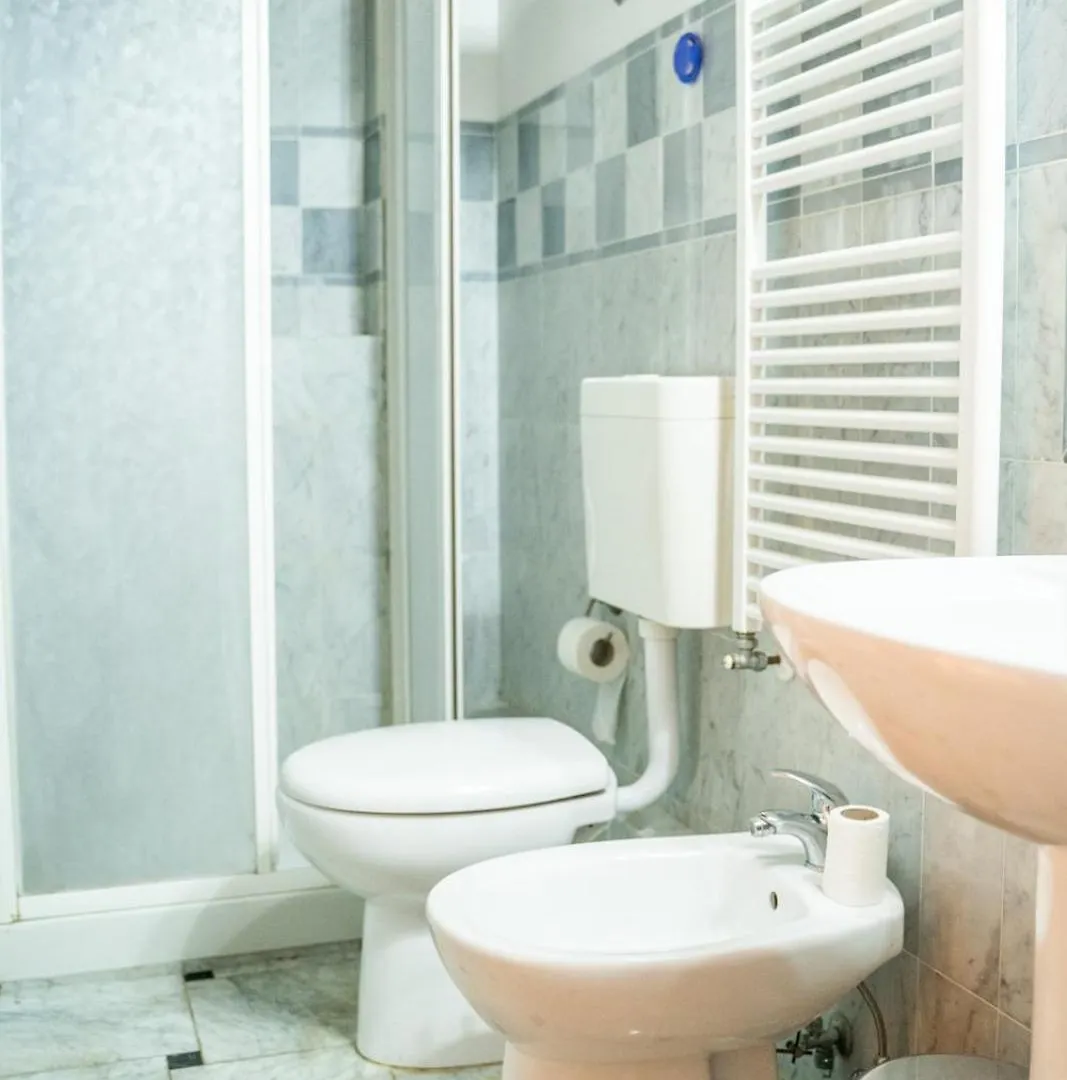 Chiesa Apt - Dolcevita Holiday Apartment Florence