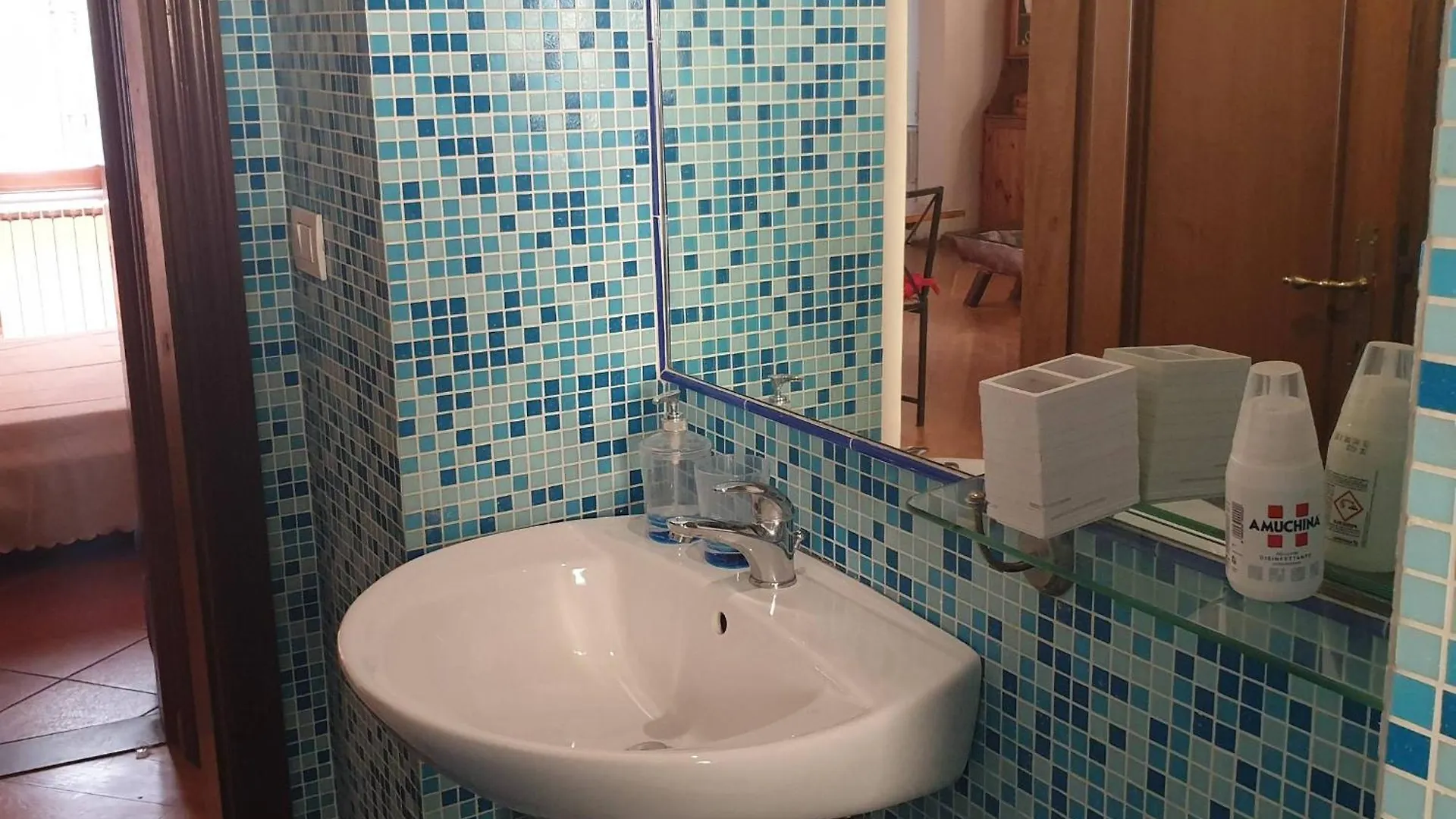 Chiesa Apt - Dolcevita Holiday Apartment Florence