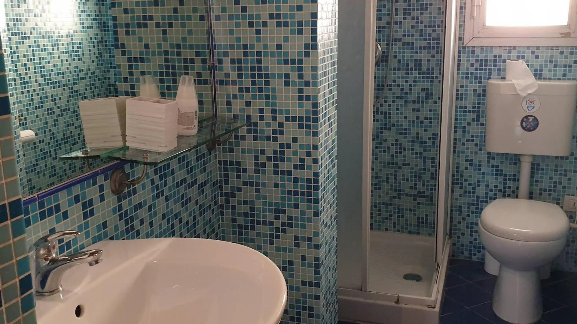 Chiesa Apt - Dolcevita Holiday Apartment Florence 0*,  Italy